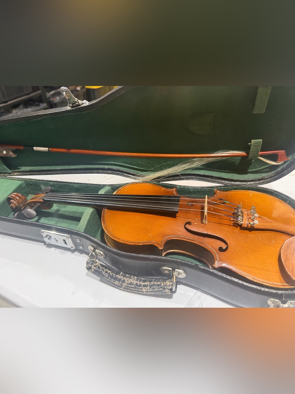 Vintage Skylark 1/2 Size Violin with Hard Case & Bow – Made in China